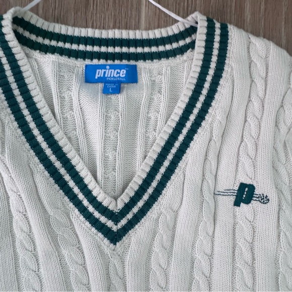 Prince White Cable-Knit V-Neck Sweater with Dark Green Trim - Picture 2 of 2
